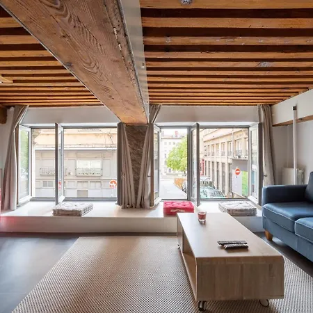 Guestready - Le Duplex Des Pentes Appartement Lyon Buitenkant foto